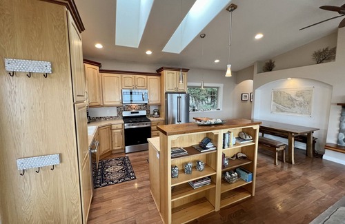 Port Angeles House | The Sun House at Freshwater Bay: Oceanfront