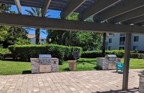 Plantation Apartment | The Sun Rises and Sets in Florida