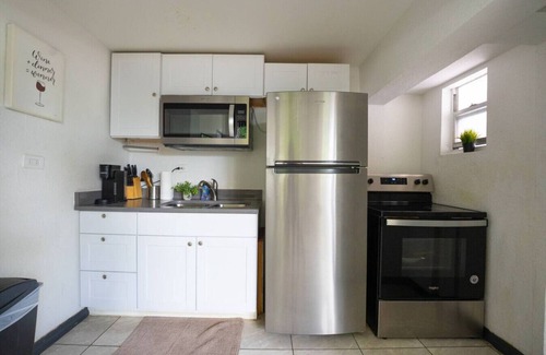 Allapattah House | The Sunny Spot | Convenient | Close airport & MIA