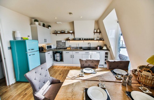 St Leonards-On-Sea Apartment | The Sunrise Penthouse