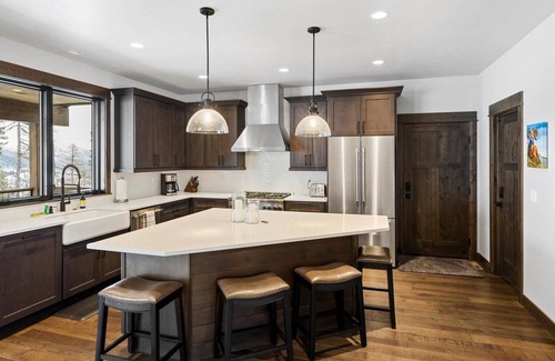 Whitefish House | The Sunrise Ridge Chalet