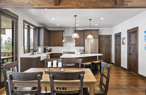 Whitefish House | The Sunrise Ridge Chalet