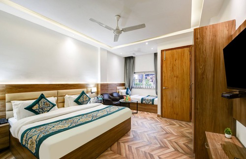 Jangpura Hotel | The Sunrise Vista