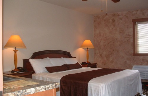 Alamosa Hotel | The Sunset Inn