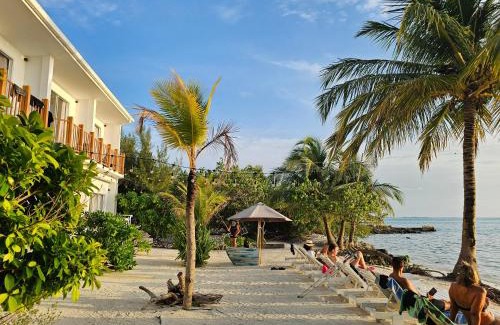 Dhiffushi Hotel | The Sunset Villa