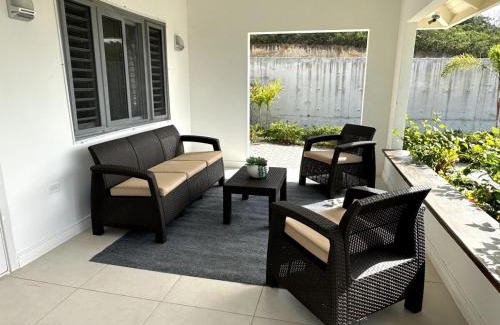 St. Ann's Bay Villa | The Sunshine 3 Bedroom Villa with pool & gym