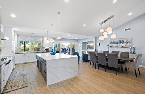 North Scottsdale House | The Super Bowl Headquarters