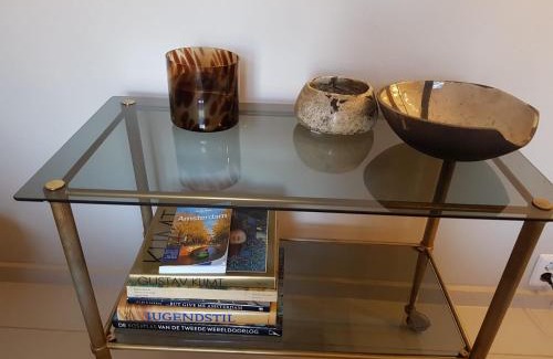Oude Pijp Bed & Breakfast | The Superstay Boutique guestroom