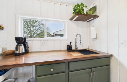 Westport Cabin | The Surf Shack in Westport: Cozy Cabin Near the Beach