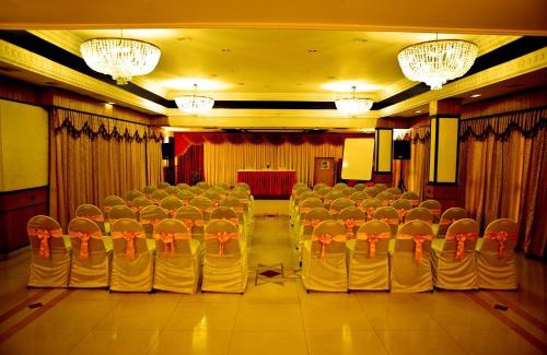 Alwaye Hotel | The Surya, Cochin