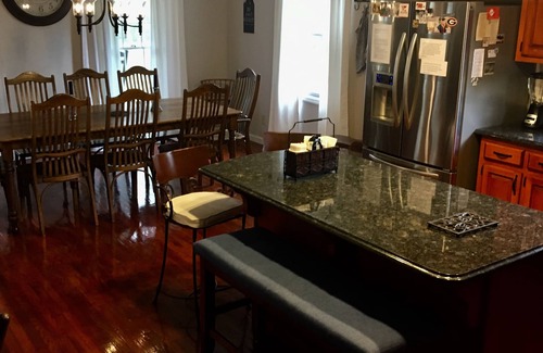 Dahlonega House | The Swag House - Near wineries & downtown Dahlonega, renovated property