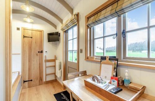Settle House | The Swaledale Hut - Uk40151