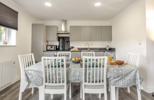Bicton House | The Swallows Nest - Newlands Farm