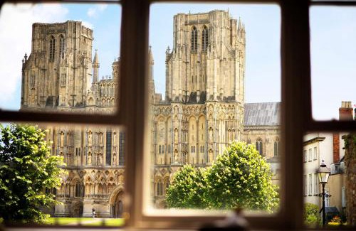 Wells Hotel | The Swan Hotel, Wells, Somerset - The Coaching Inn Group