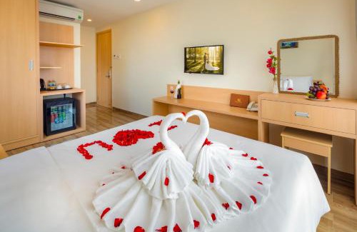Tran Phu Beach Hotel | The Swan Nha Trang Hotel