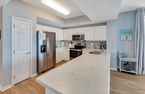 Navarre Beach Condo | The Sweet Spot 3 Bedrooms | 3 Bathrooms | Beach Service Included!