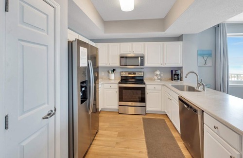 Navarre Beach Condo | The Sweet Spot 3 Bedrooms | 3 Bathrooms | Beach Service Included!