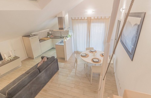 Varenna Apartment | The Sweet Square Flat