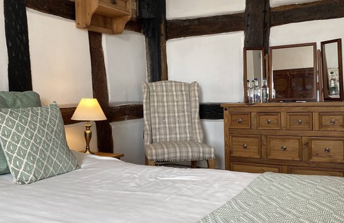 Knightwick Bed & Breakfast | The Talbot at Knightwick