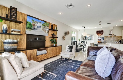 Riverside Park House | The Tarpon River House