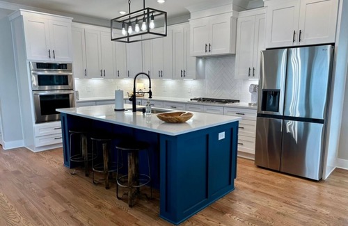 Winchester House | The Tennessee Pearl lakefront home, amazing views and lots of lake toys and fun!