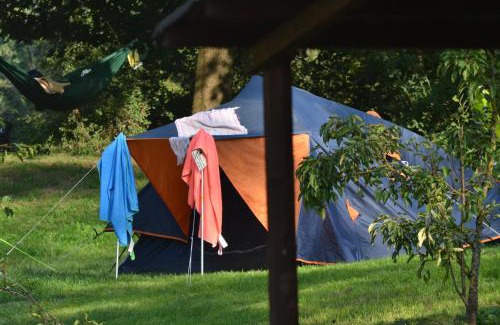 Moosach Hostel | THE TENT - Youth Only - Buchung leider nur bis 30 Jahre möglich!