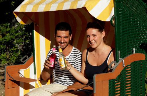 Moosach Hostel | THE TENT - Youth Only - Buchung leider nur bis 30 Jahre möglich!