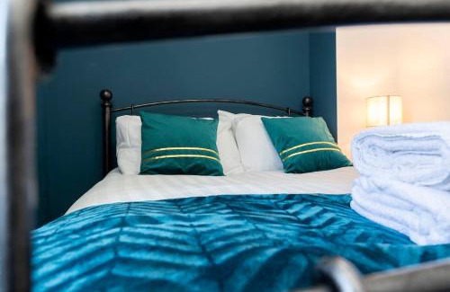 Guisborough House | The Terrace by the Market