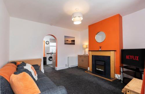 Guisborough House | The Terrace by the Market