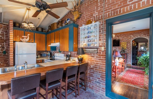 Natchez Cottage | The Terrace Carriage House, a place like no other!