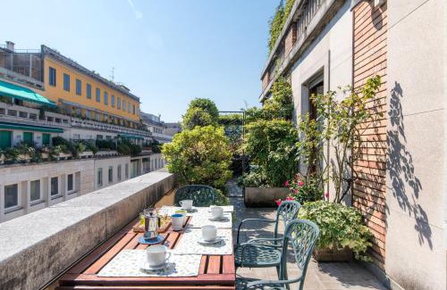 Como City Centre Apartment | "The Terrace" Lake View - The House Of Travelers