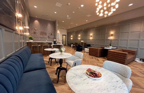 Tyler Apartment | The Thomas Hotel - Garden Suite 2-Bedroom - 01