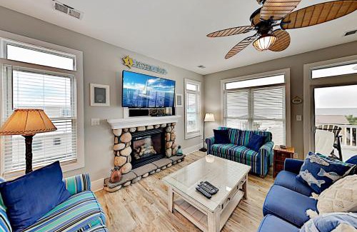Ocean Isle Beach House | The Tiki Hut