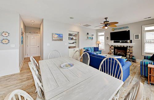 Ocean Isle Beach House | The Tiki Hut
