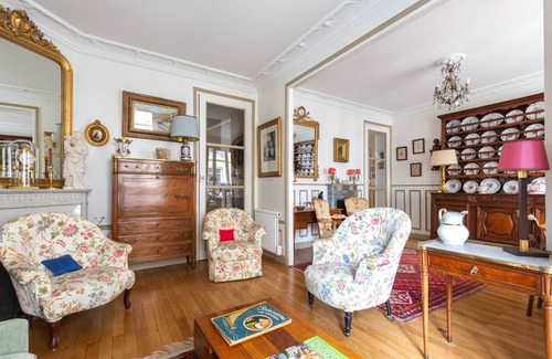 15th Arrondissement Apartment | The Timekeeper, by Veeve