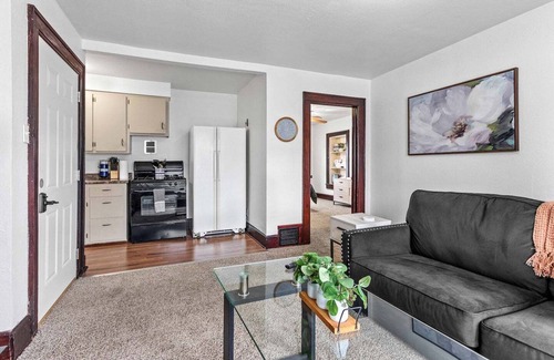 Green Bay Apartment | The Tiny Piney - Live. Work. Play. Downtown Green Bay!