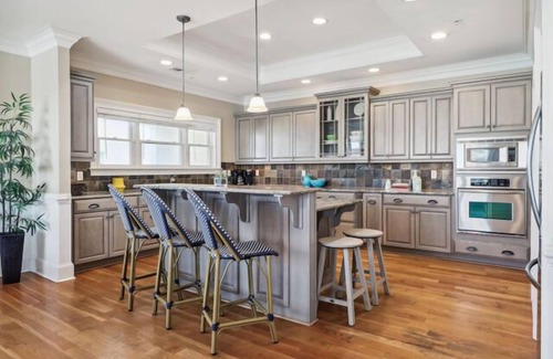 Tybee Island House | The Tip of Tybee is luxurious & spacious! With 2 porches & OCEAN VIEWS!