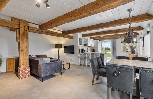 Westerhever Apartment | The "Tofthof dree" - an exclusive vacation apartment under thatch.