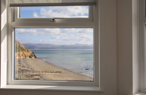 Criccieth Cottage | THE TOWERS - ARDUDWY, romantic in Criccieth