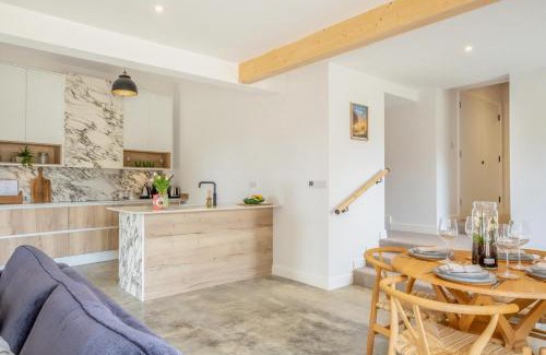 Godshill House | The Tractor Shed - Whitwell