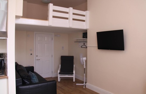 Offerton Apartment | The Trafford @ St Petersgate