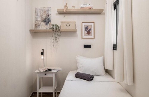 Jerusalem City Centre Apartment | the train studio