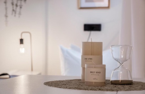 Jerusalem City Centre Apartment | the train studio
