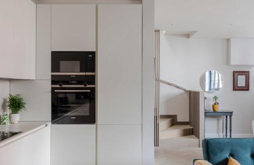 Bryanston and Dorset Square House | The Tranquil Den - Regent's Park - by Frankie Says