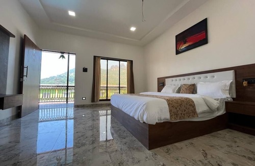 Uddar Hotel | The Tranquil