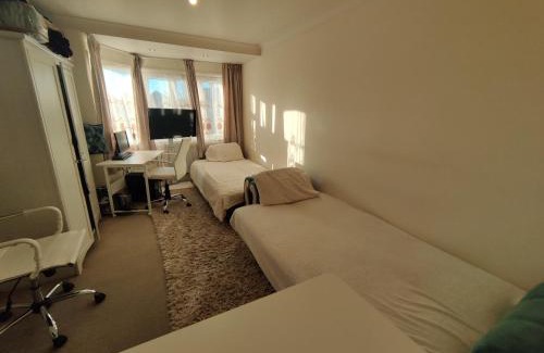 Brunswick Park Apartment | The Traveler's Rest