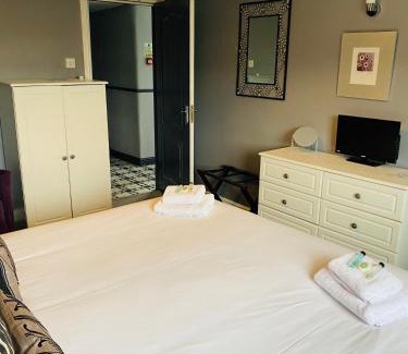 Bangor Hotel | The Traxx Hotel