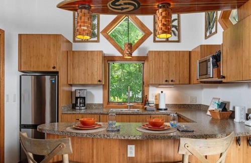 Cornville House | The Tree House Pool & Spa + Oak Creek Access