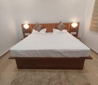 Ayodhya House | THE TRIBHUVAN RESIDENCY 300 MTr FROM SHREE RAM MANDIR TAMPLE
