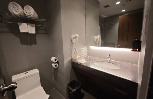 Diliman Hotel | The Tribute Hotel